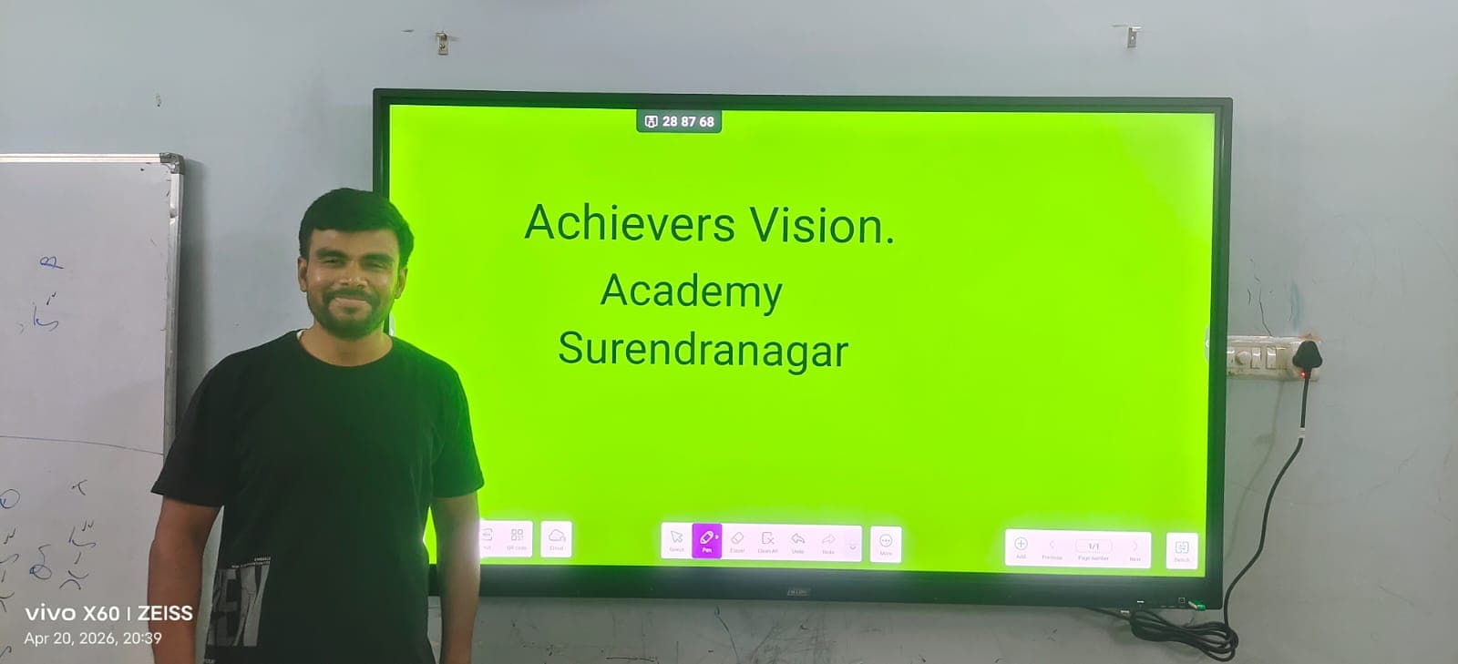 Nitek IFP installed at Achievers Vision Academy, Surendranagar
